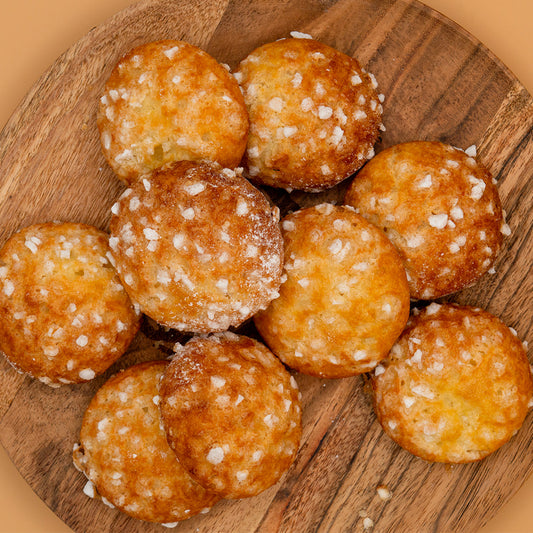 Box of 12 chouquettes